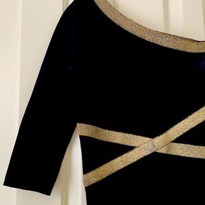 XOXO Blk/ gold one shoulder dress. Great weight and stretch,comfy and elegant!